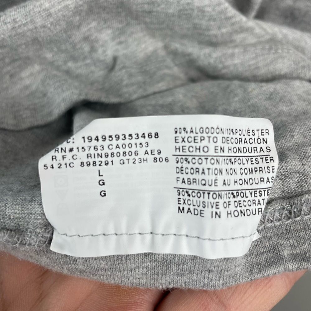 NWOT Champion Short Sleeve T-Shirt Size L - Picture 7 of 7